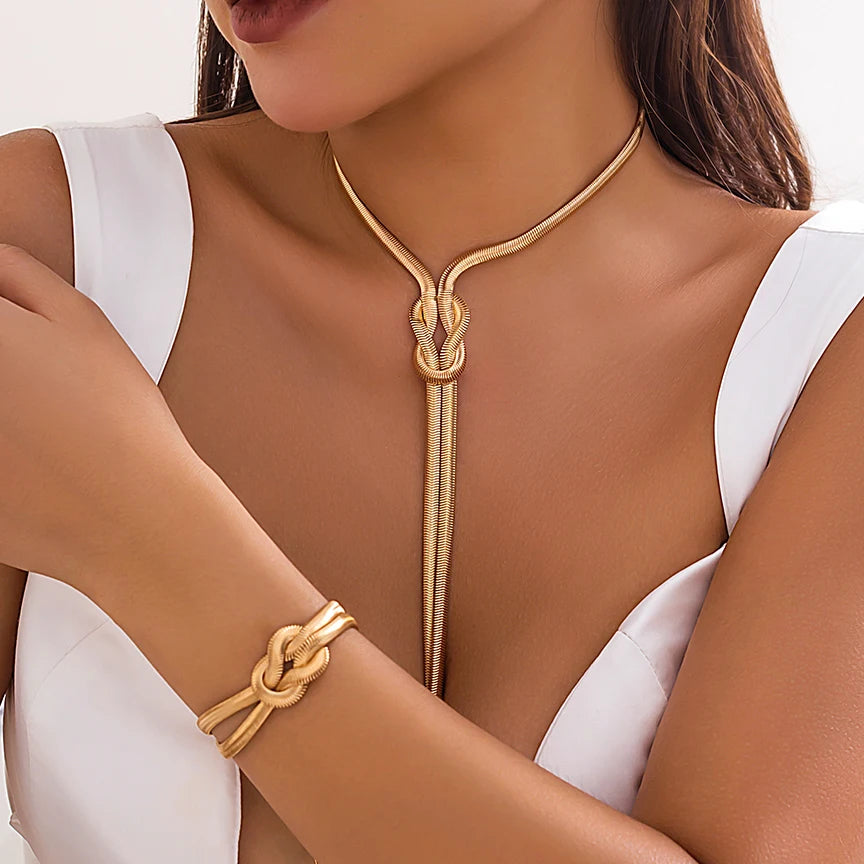 Conjunto Zynelle Dourado Brilho Supremo