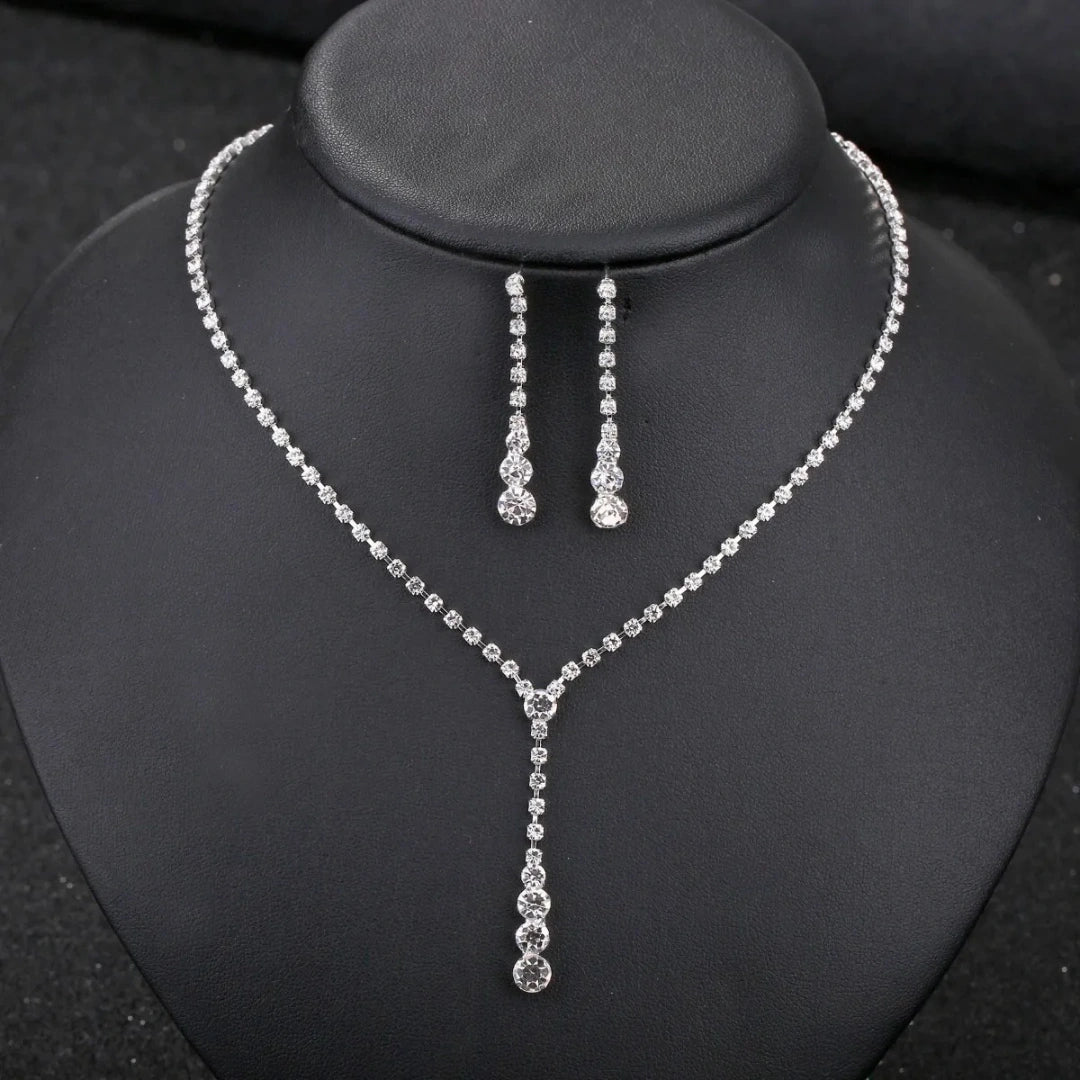 Conjunto Zynelle Colar e Brincos Gota de Cristal