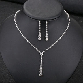 Conjunto Zynelle Colar e Brincos Gota de Cristal