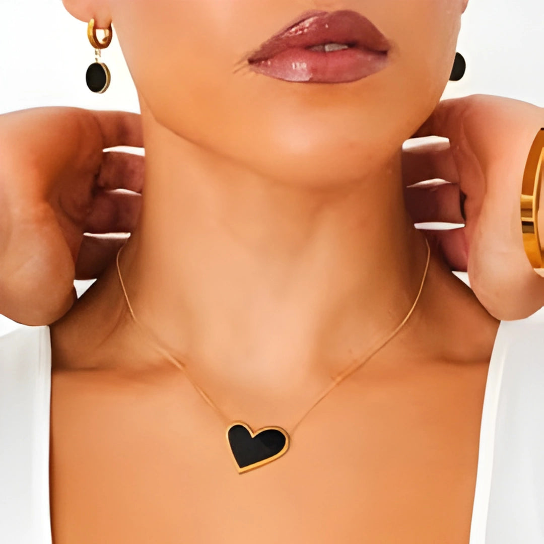 Zynelle Conjunto Coração Dourado e Preto