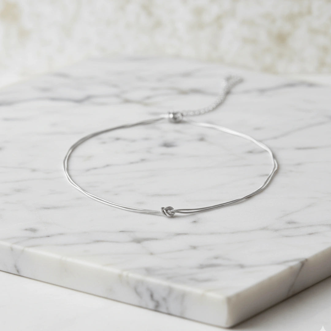 Zynelle | Colar Snake Chain com Nó em Banho Dourado 14k