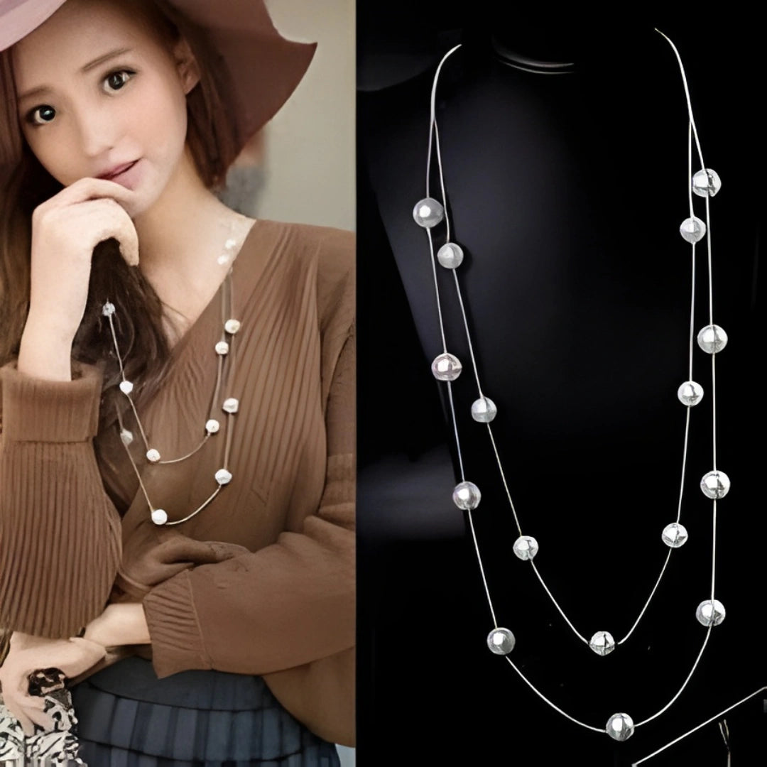 Zynelle Colar Longo Glam – Dois Fios com Pérolas Brancas Elegantes