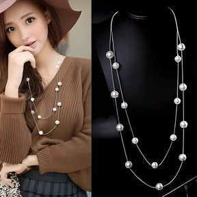 Zynelle Colar Longo Glam – Dois Fios com Pérolas Brancas Elegantes