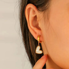 Zynelle Conjunto Coração Dourado e Preto