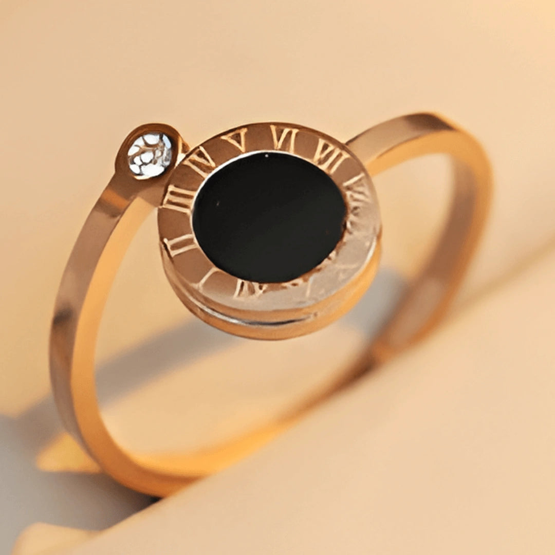 Anel Zynelle Disco Negro Romano Ajustável de Luxo