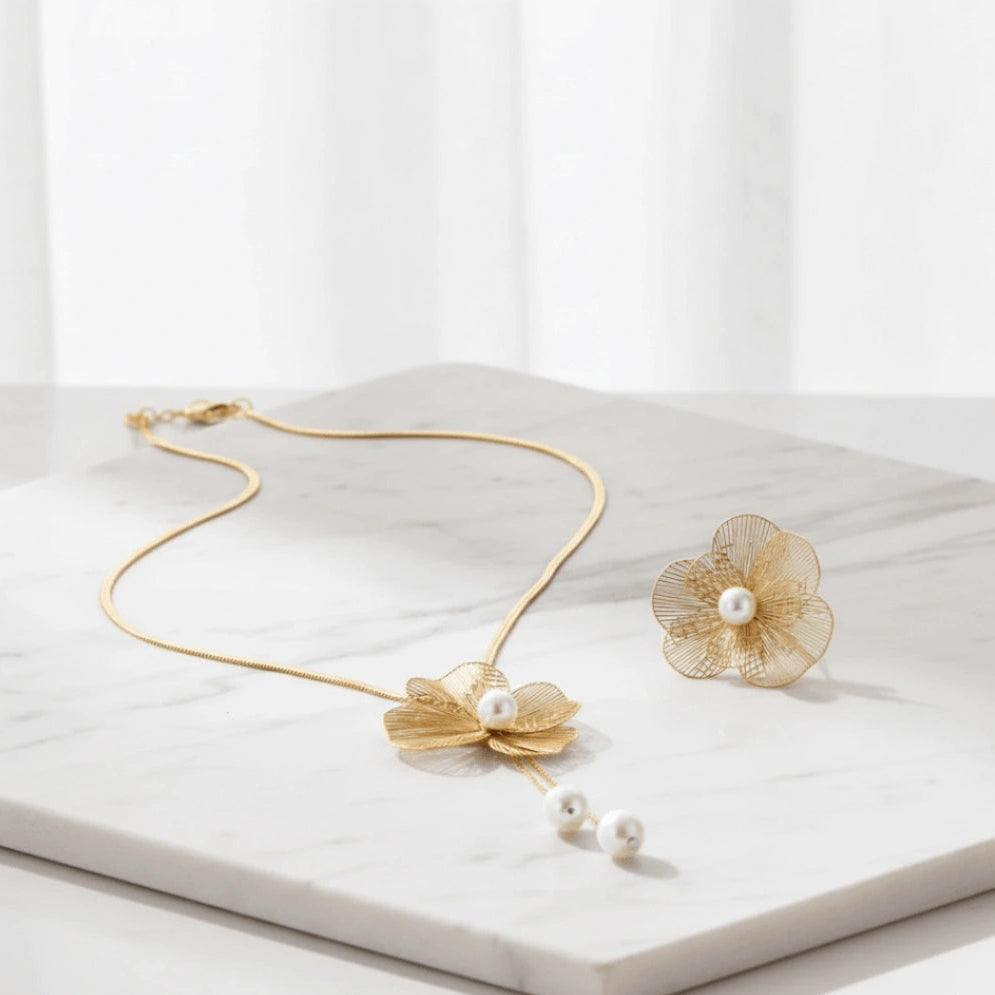 Conjunto ZYNELLE  – Flor Romântica com Pérola