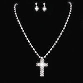 Conjunto Zynelle Cruz de Cristais — Elegância e Brilho
