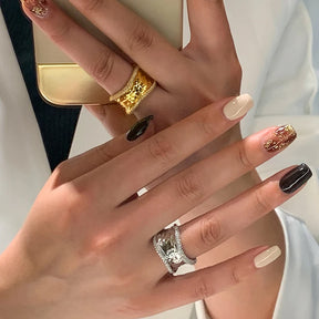 Anéis Zynelle de Metal com Ondas Irregulares