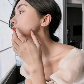 Anel Zynelle Círculo Romano Ouro Rosé Elegance