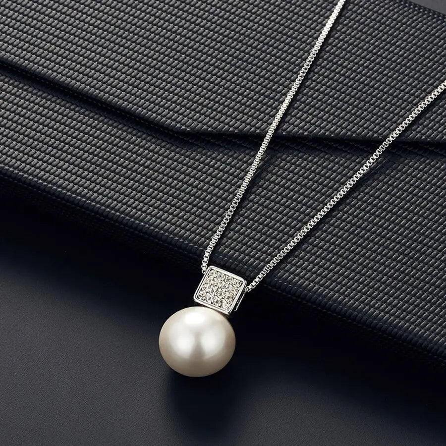 Zynelle Pearl Square – Conjunto Colar e Brincos com Cristais