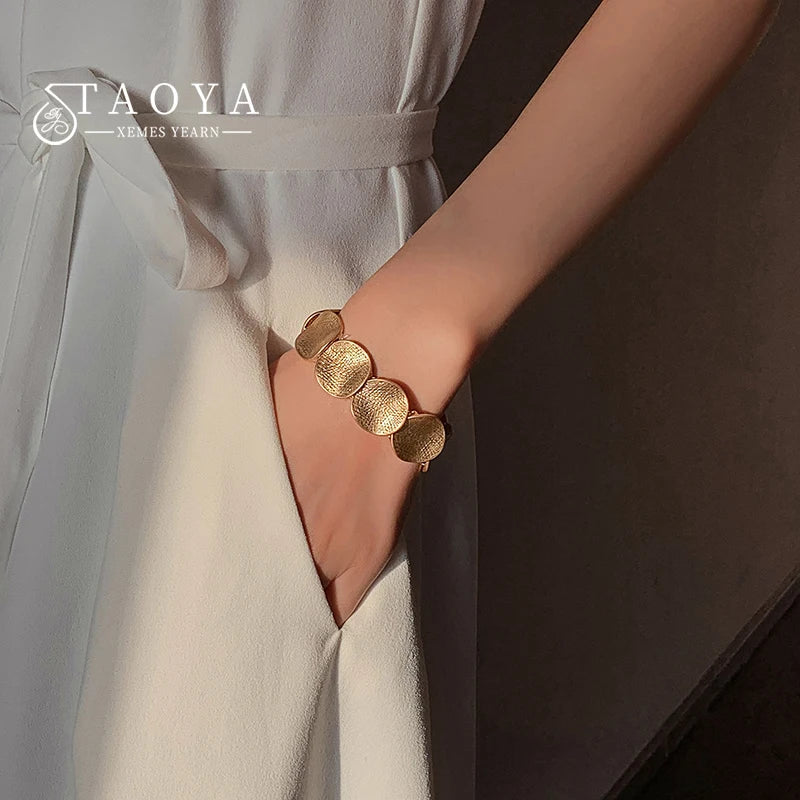 Bracelete Zynelle Laços Eternos – Joias Virais e Exclusivas para Mulheres com Estilo Inconfundível