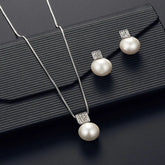Zynelle Pearl Square – Conjunto Colar e Brincos com Cristais