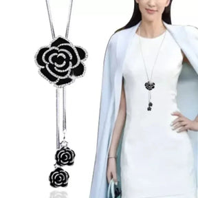 Zynelle Black Rose – Colar Longo Sofisticado para Looks Elegantes