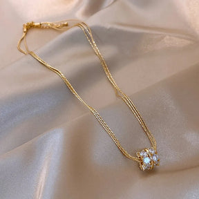 Colar Zynelle Luxo Dourado Zircônia Pendente – Esplendor Supremo
