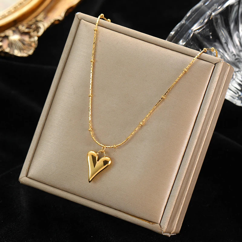 Zynelle Colar Amor Dourado – Delicadeza Que Brilha em Você