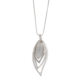 Zynelle Opal Leaves Necklace – Elegância Moderna para Festas