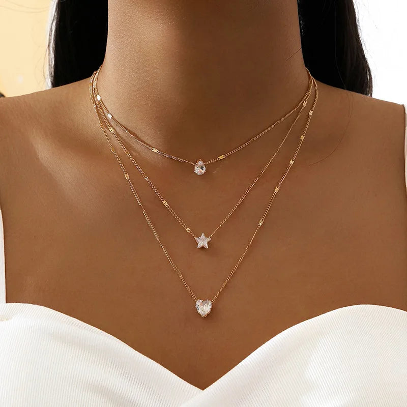 Zynelle Choker Multilayer – Sofisticação Moderna em Cada Detalhe
