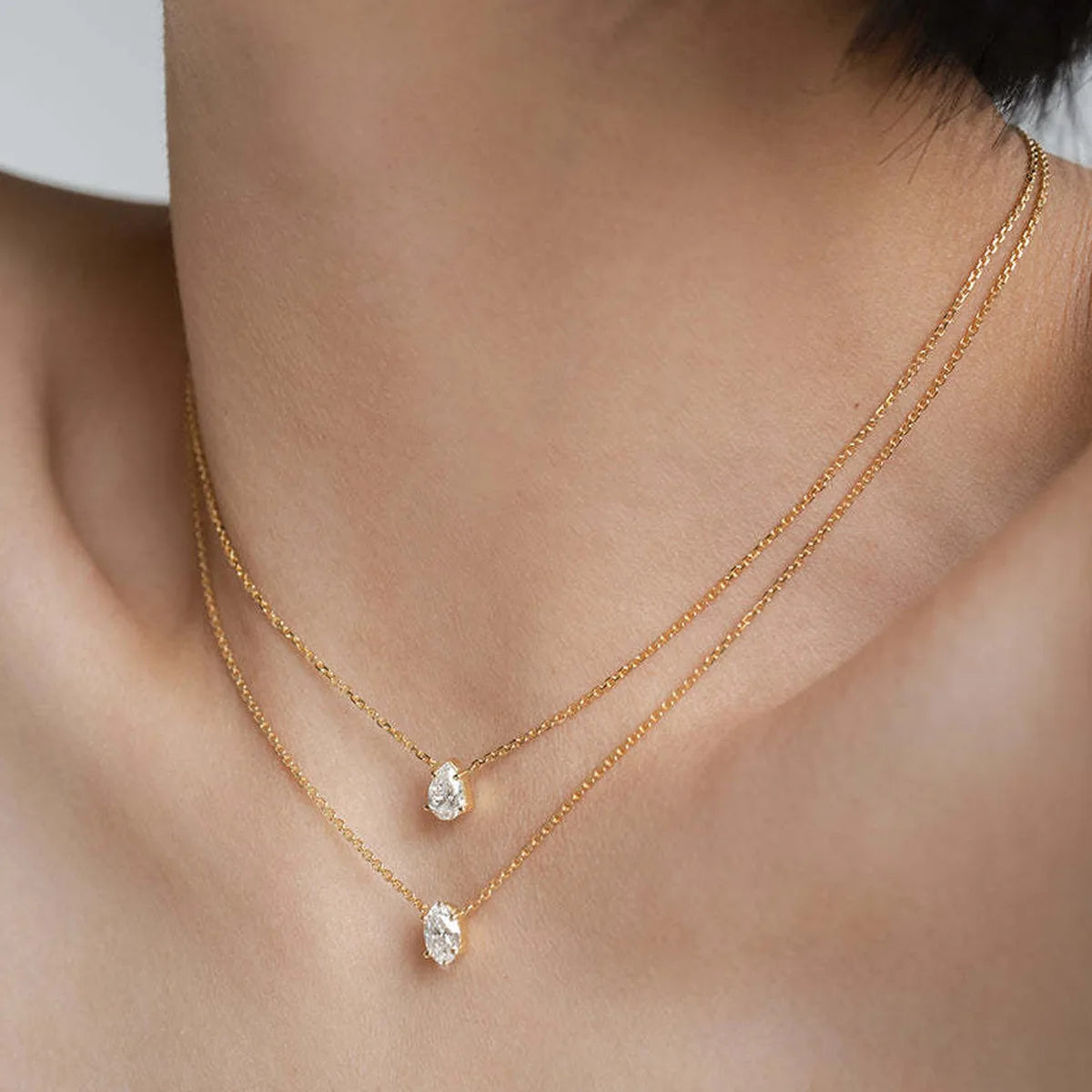 Colar Zynelle Choker Multicamadas – Brilho Moderno Que Domina Olhares