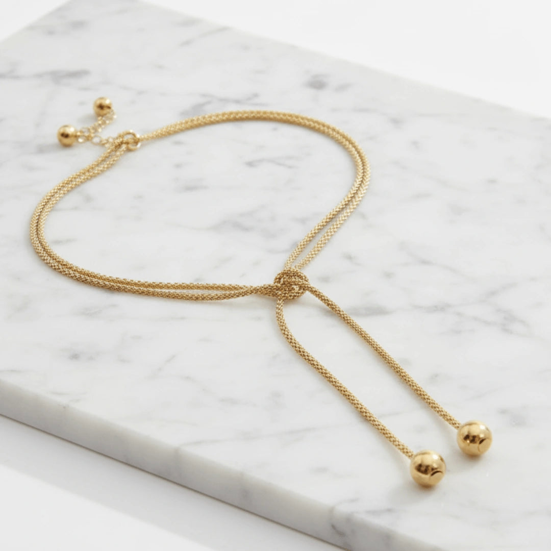 Colar Zynelle Pérola Dourada Suave Encanto